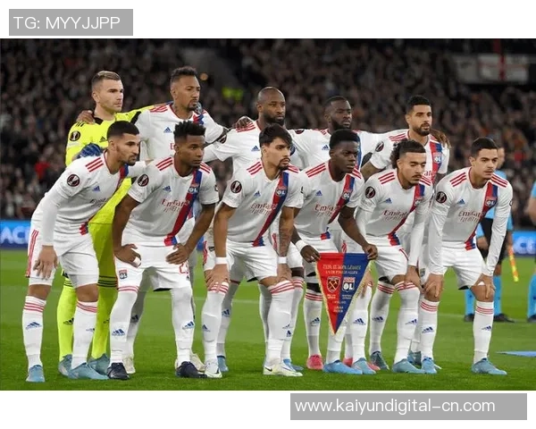 巴萨对阵里昂的比赛分析与胜负预测全面解析